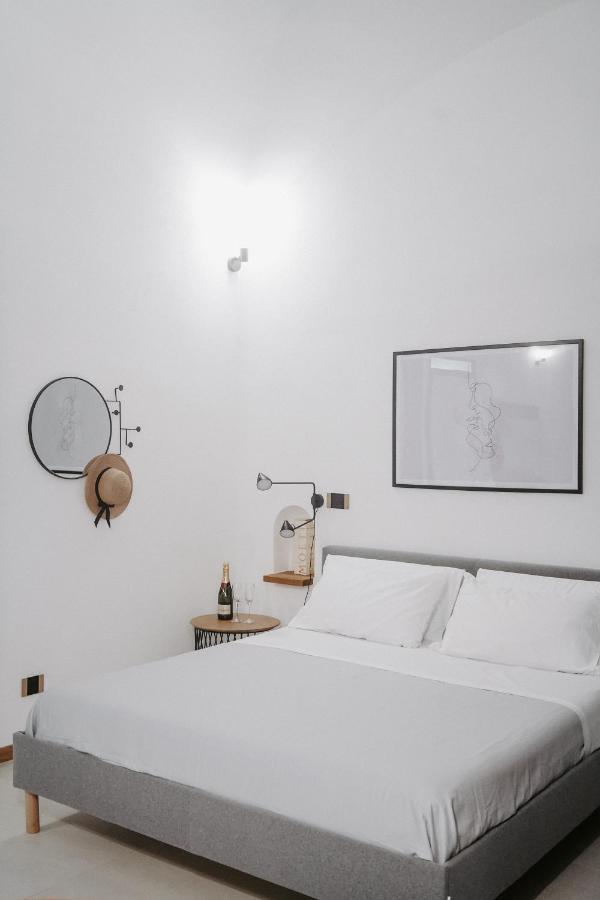 Dislocati Bnb - Jacuzzi Privata - Cucina - Tv60" - Minimal Luxury Marigliano Ngoại thất bức ảnh