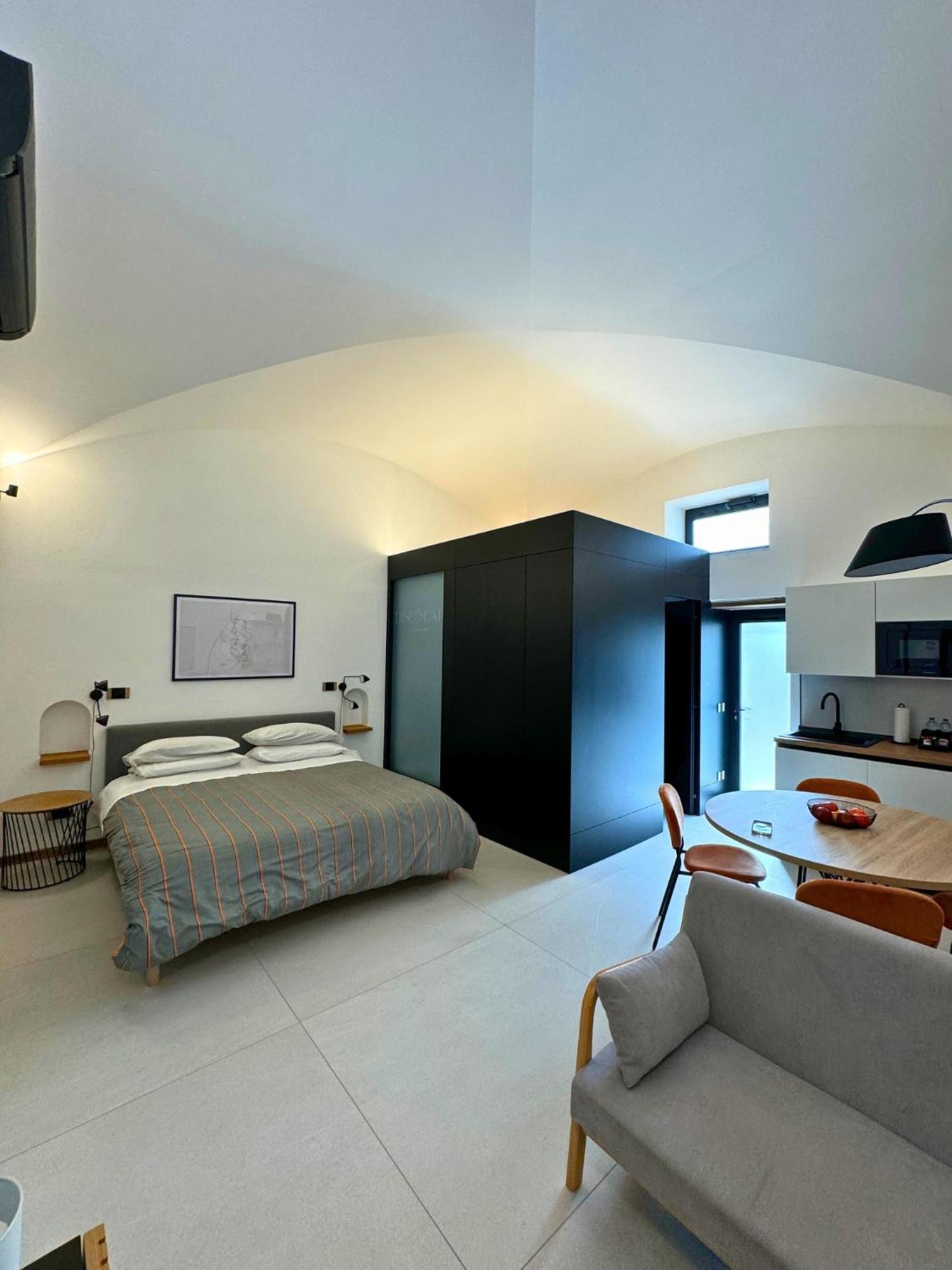 Dislocati Bnb - Jacuzzi Privata - Cucina - Tv60" - Minimal Luxury Marigliano Ngoại thất bức ảnh